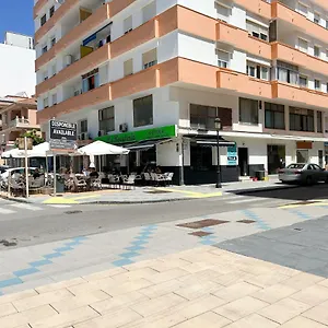  Apartment On The 1st Line Of The Sabinillas With Sea Views